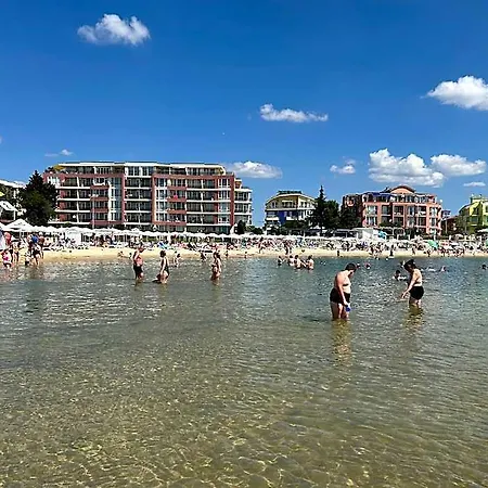 Panorama-chantall- Izba Family 4* Nesebar